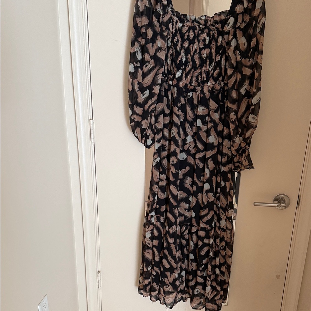 Moon River Black and Pink Long Sleeve Dress